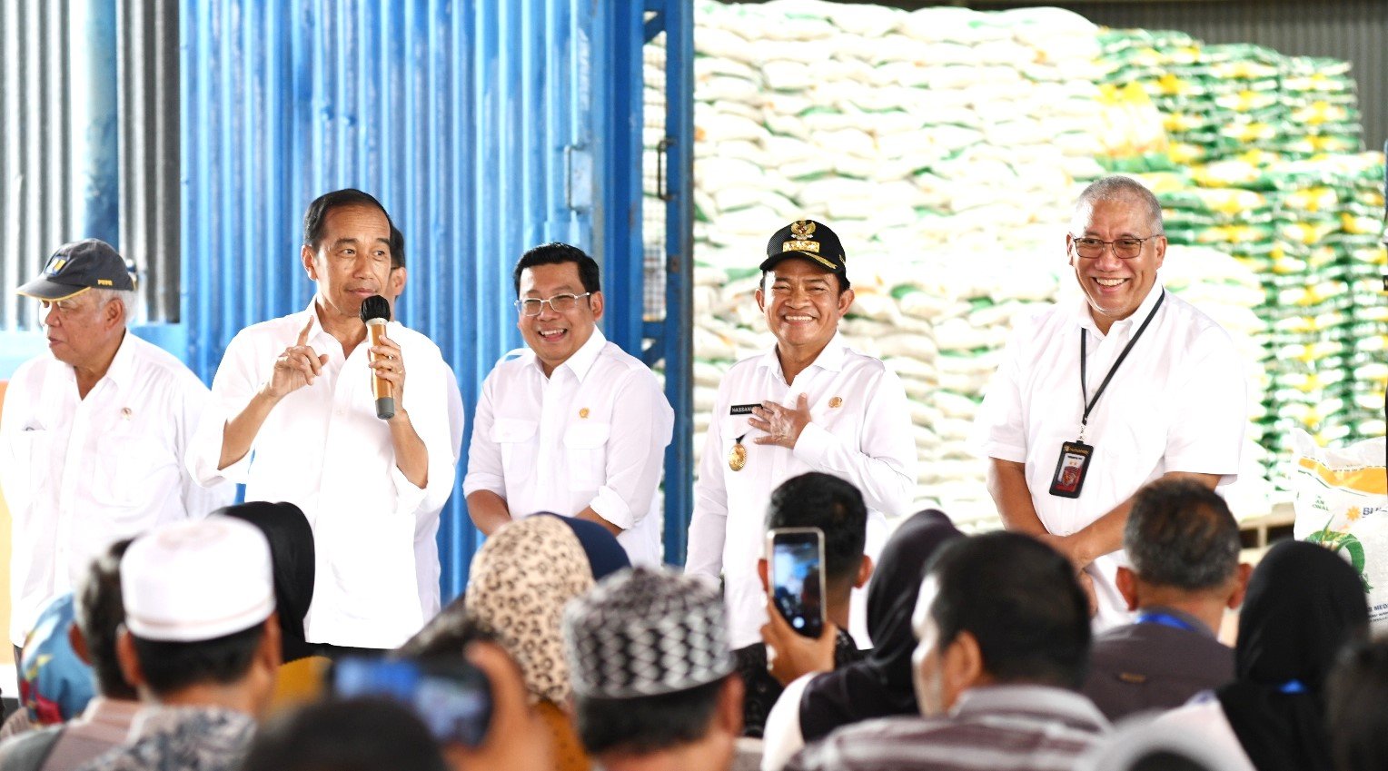 Jokowi: Urus Beras untuk 270 Juta Penduduk Indonesia Tak Mudah