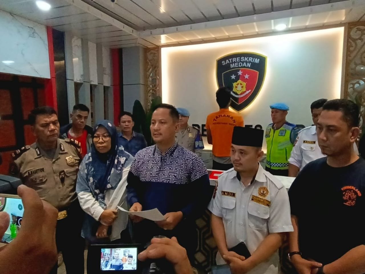 Siswi SMP di Medan Ini Dilarikan dan Disetubuhi Pria Kenalan di Medsos