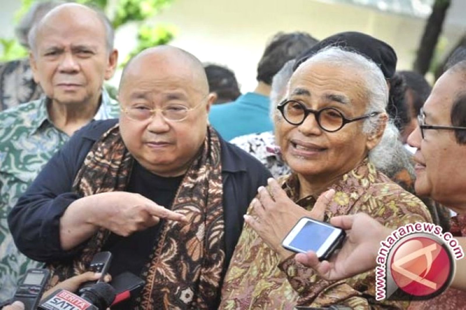 Tokoh Pers dan Mantan Duta Besar RI Profesor Salim Said Tutup Usia