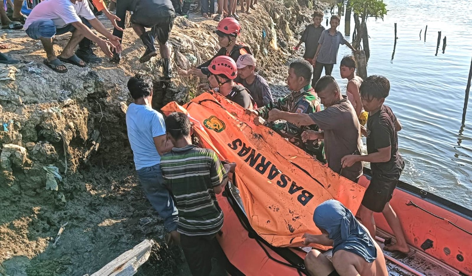 Pria yang Hilang di Muara Sungai Seruwai saat Mencari Kepiting Ditemukan Meninggal Dunia