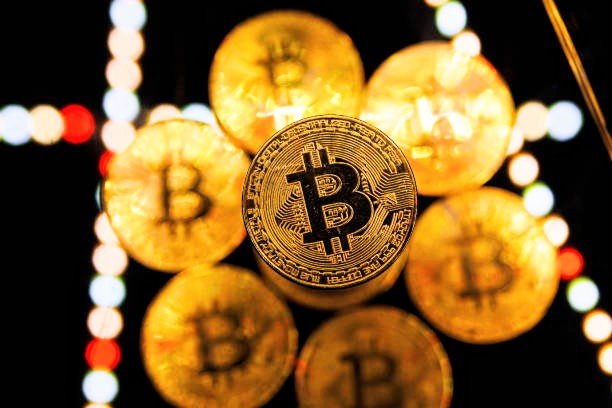 Pasar Kripto Anjlok Hari Ini, Bitcoin Turun Tajam ke Harga 99 USDT