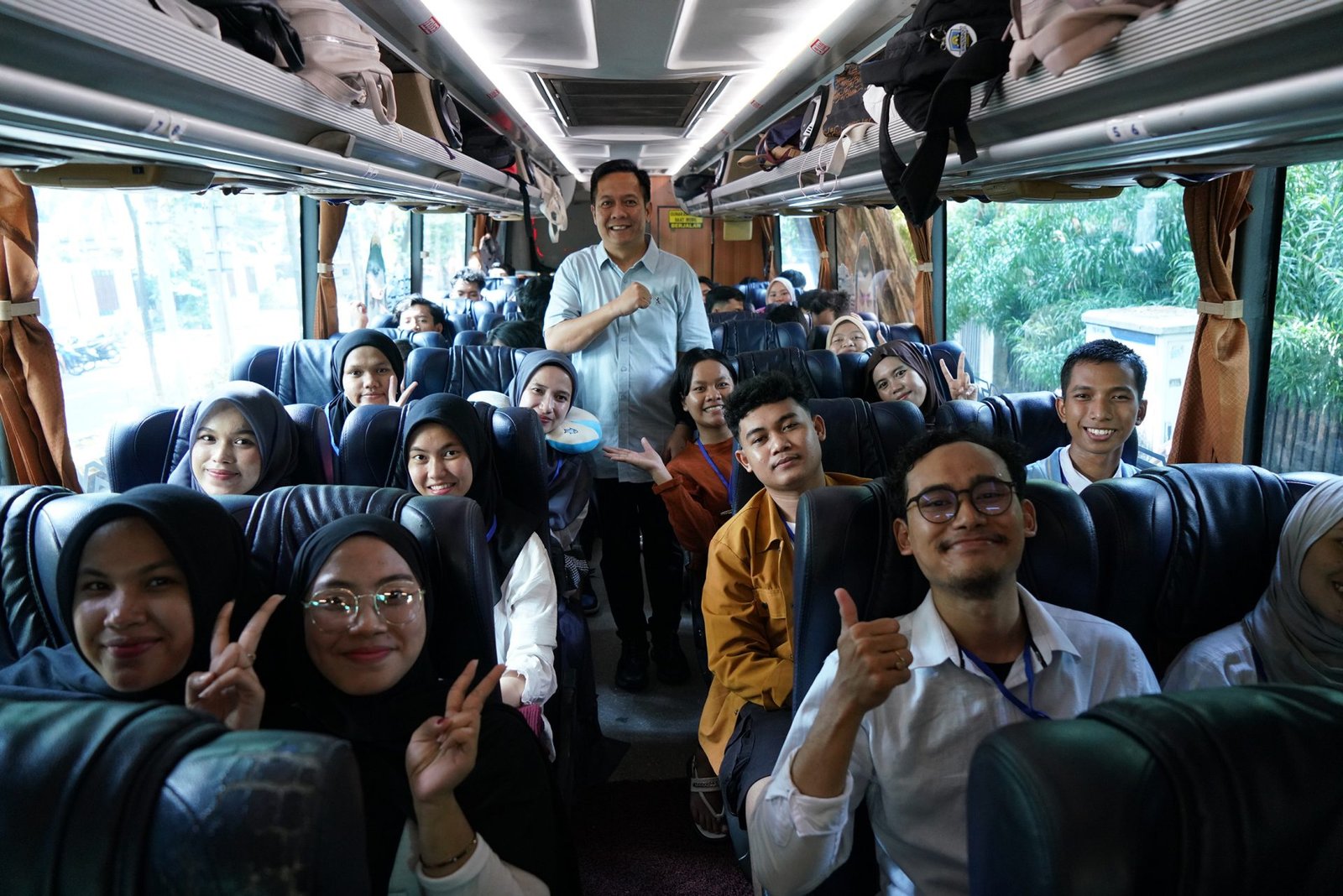 Gubsu Bobby Nasution Fasilitasi Mahasiswa di Pulau Jawa Pulang Kampung Gratis