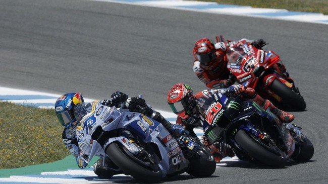 MotoGP Spanyol: Bagnaia dan Marc Marques Duel Sengit, Alex Marquez Juara