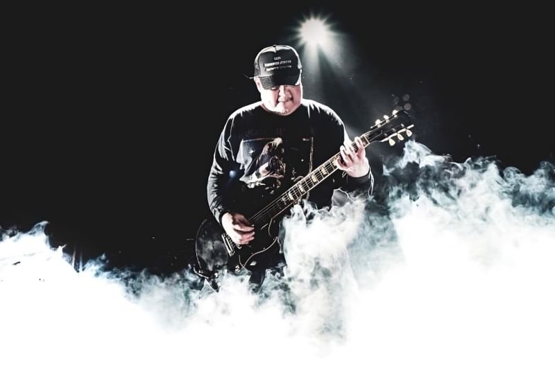 Gitaris Band Seringai Ricky Siahaan Meninggal Dunia, Desta Kenang 33 Tahun Persahabatan
