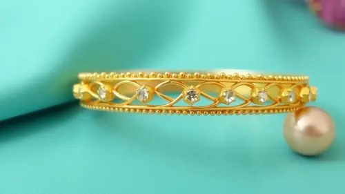 Harga Gelang Emas Hari Ini di Perdagangan 3 Juni 2025: KSG1235 - 17K Dibanderol Rp3.368.000