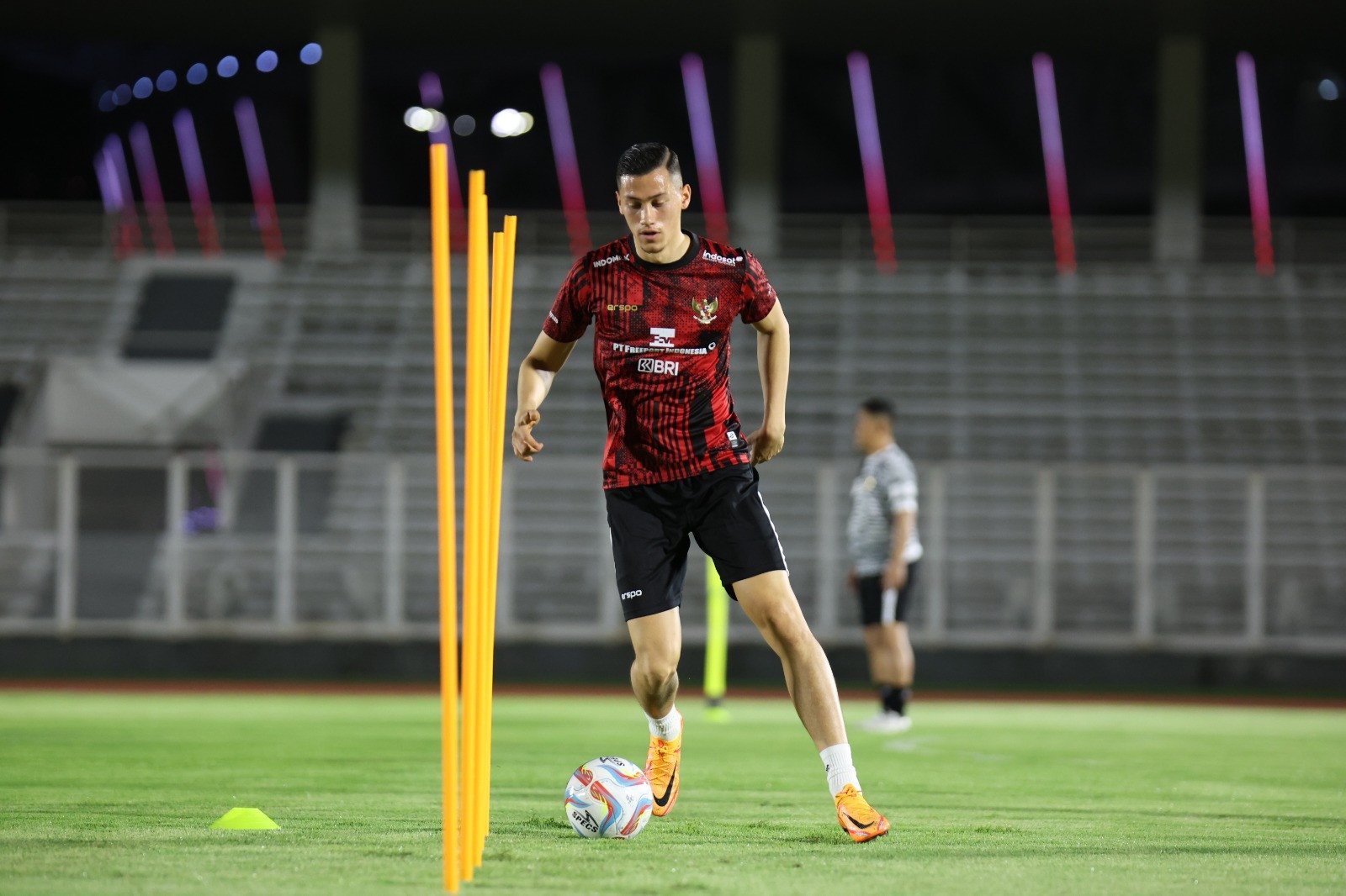 Jay Idzes: Kekompakan Jadi Kekuatan Terbesar Timnas Indonesia Jelang Kualifikasi Piala Dunia 2026