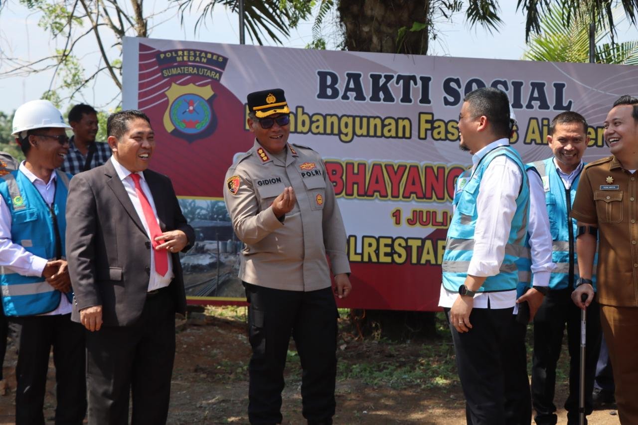 Polrestabes Medan Bangun Fasilitas Air Bersih di Gereja HKBP Nazaret Patumbak dalam Rangka HUT Bhayangkara ke-79