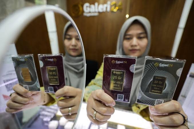 Harga Emas Antam Meroket Rp18.000 Bertengger di Level Rp1.928.000 Per Gram