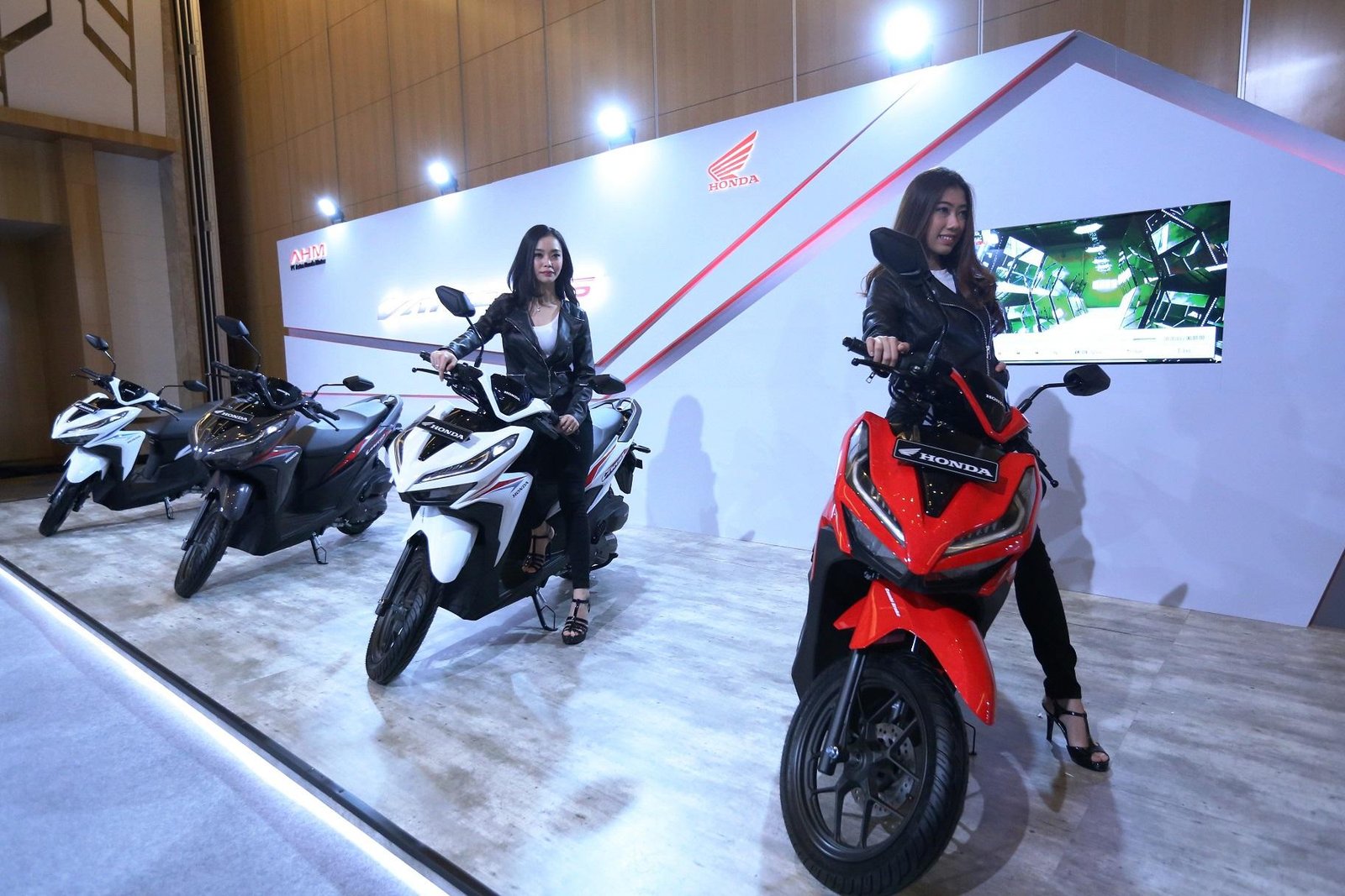Fakta Menarik Honda Vario 125, Tetap Digdaya di Tengah Sengitnya Pasar Skutik 125cc