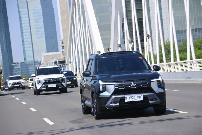Mitsubishi Destinator Dituding Hanya Xforce Versi Panjang? Begini Reaksi MMKSI Hingga Rifat Sungkar