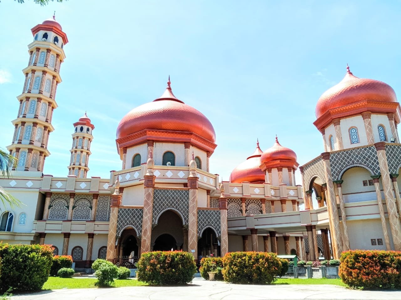 Ini Amalan Hari Jumat yang Dianjurkan Rasulullah, Jangan Sampai Terlewatkan!