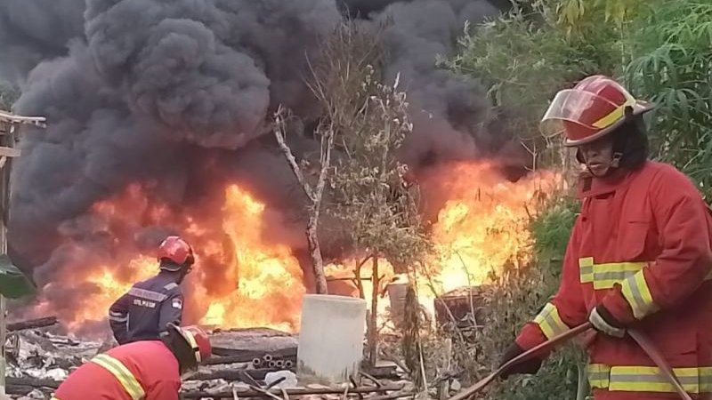 Tragedi Kebakaran Sumur Minyak Ilegal di Blora: 3 Warga Tewas, Puluhan Mengungsi
