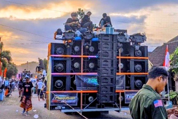 Peristiwa Sound Horeg di Kudus: Hiburan Malam yang Berujung Ricuh