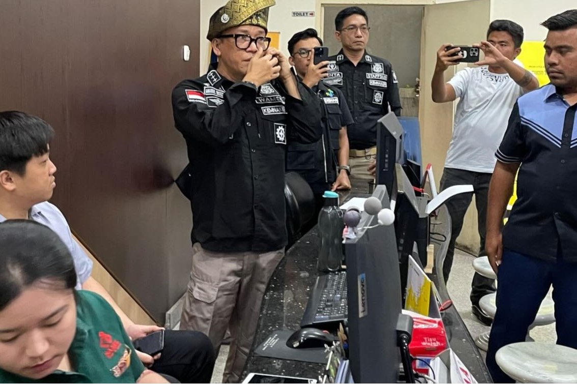 Jejak Sidak Wamenaker Immanuel Ebenezer: Dari Pabrik Tekstil hingga Kawasan Industri