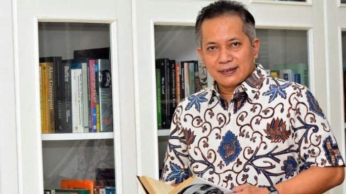 Profil Ferry Juliantono: Dari Aktivis Jalanan Hingga Menduduki Kursi Menteri Koperasi