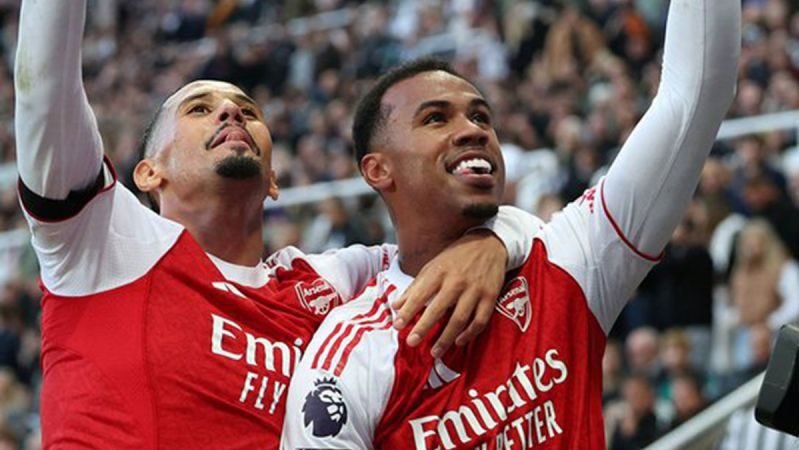 Arsenal Didenda Rp 11 Miliar Usai Langgar Aturan Tiket Laga Piala FA Kontra MU