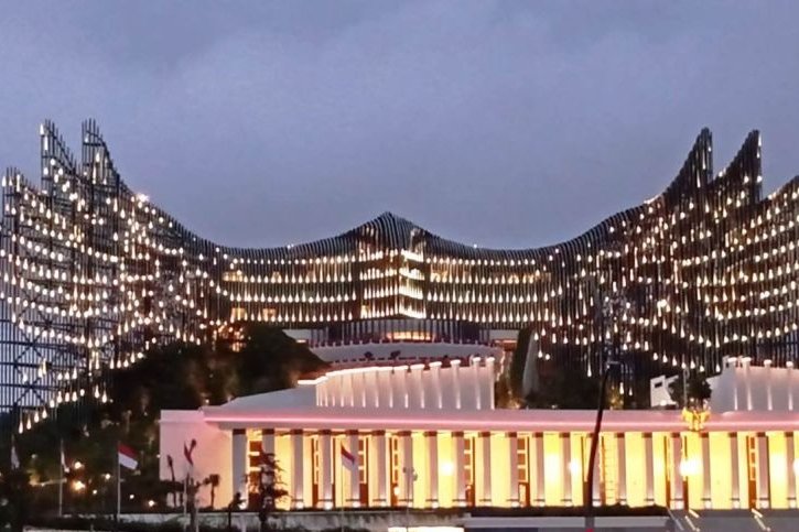 DPR Pertanyakan Frasa 