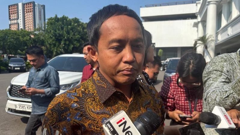 PSI Bantah Isu Jokowi-Gibran Dalangi Demonstrasi, Raja Juli: Ada Pihak yang Mencoba Adu Domba