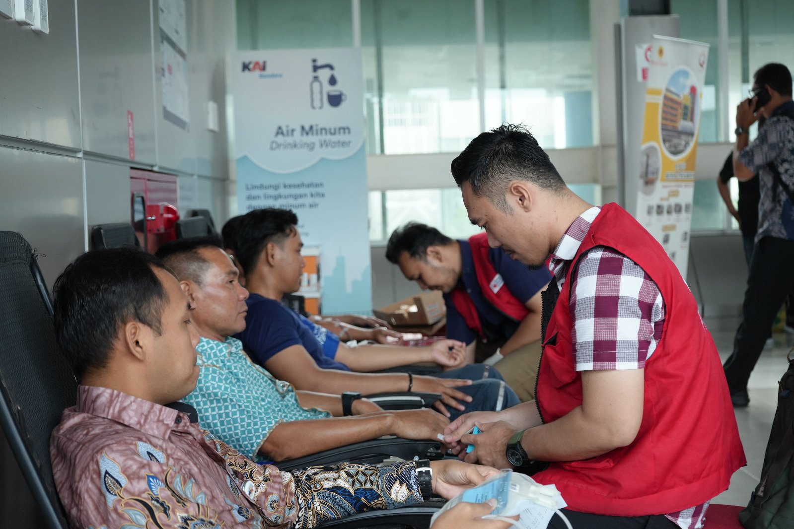 HUT ke-80 KAI, Divre I Sumut Gelar Donor Darah Serentak di Empat Stasiun