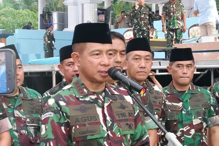 Panglima TNI Minta Kostrad Siap Hadapi Konflik Global dan Ancaman Perang Hibrida