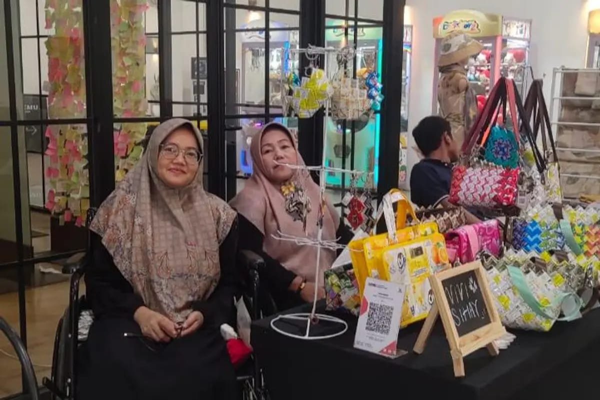 3 Pelajaran dari Vivi Sihay: Dari Kursi Roda ke Kerajinan Bernilai