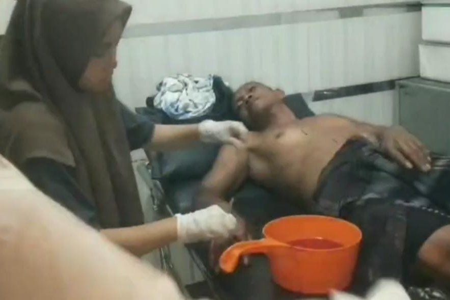 Diduga Sopir Mengantuk, Bus ALS Medan–Padang Tabrak Warung Warga di Labusel, 5 Luka-Luka