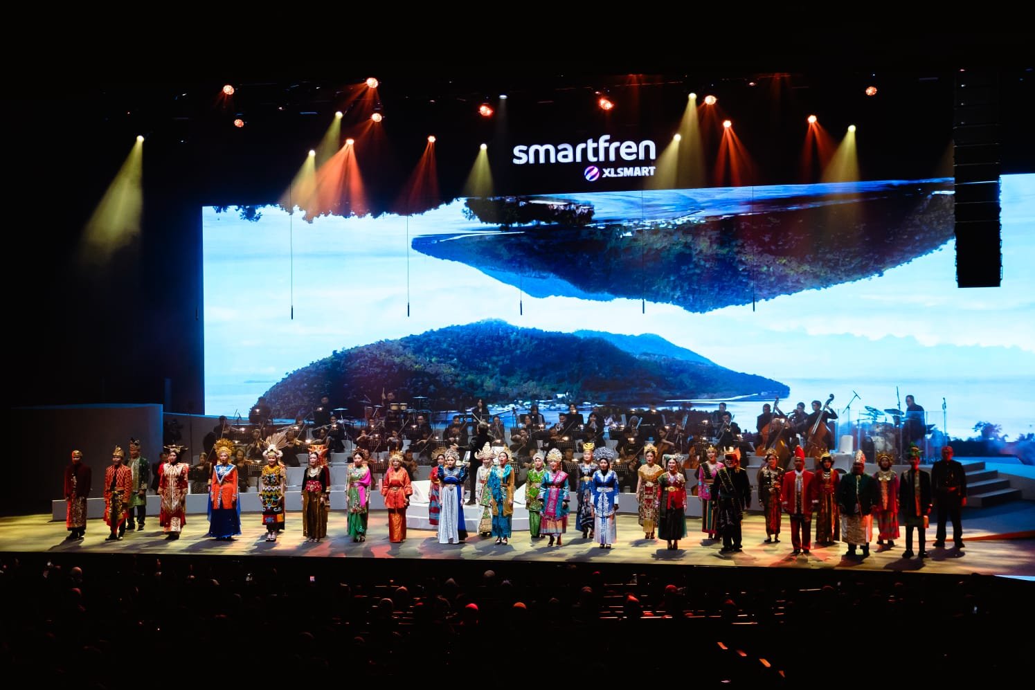 Konser Smartfren Malam 100 Cinta 2025', Rayakan Cinta Melalui Seni dan Teknologi Digital