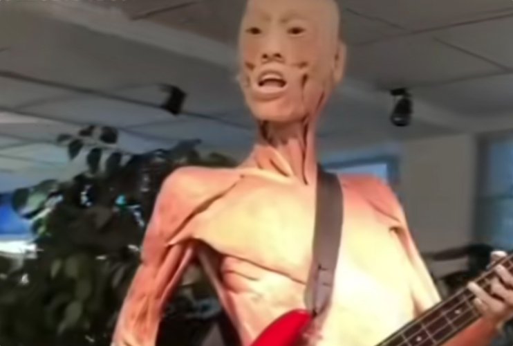 Seram! Mayat Aktor Yu Menglong Jadi Pajangan di Museum 798 Beijing