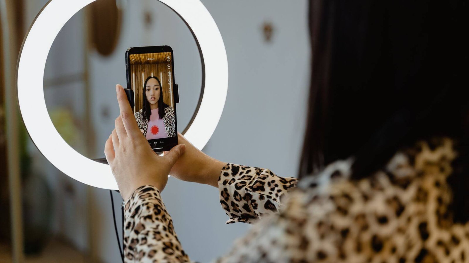 Cara Efektif Membuat Live TikTok yang Ramai Pengunjung di Media Sosial