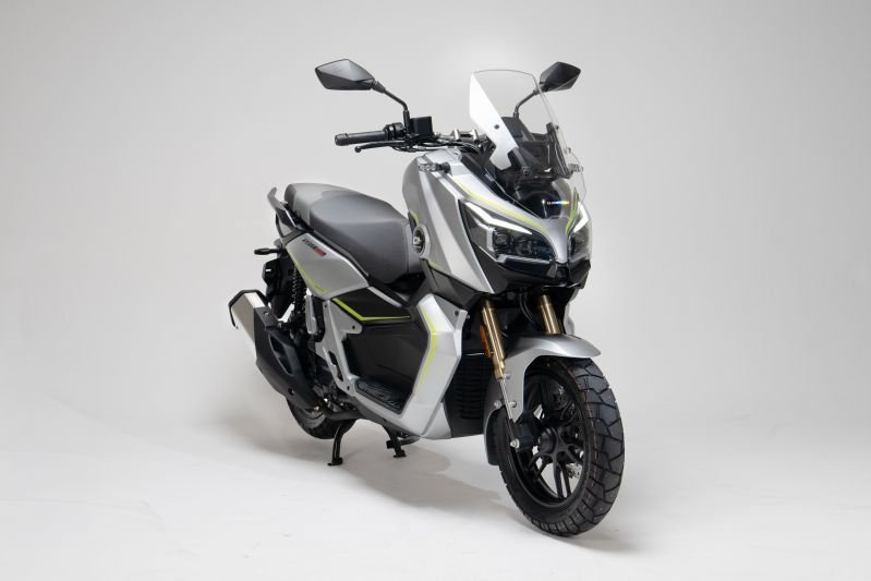 QJMotor Rilis Fort 250 Adventure CBS di Indonesia, Harga Rp 46,5 Juta