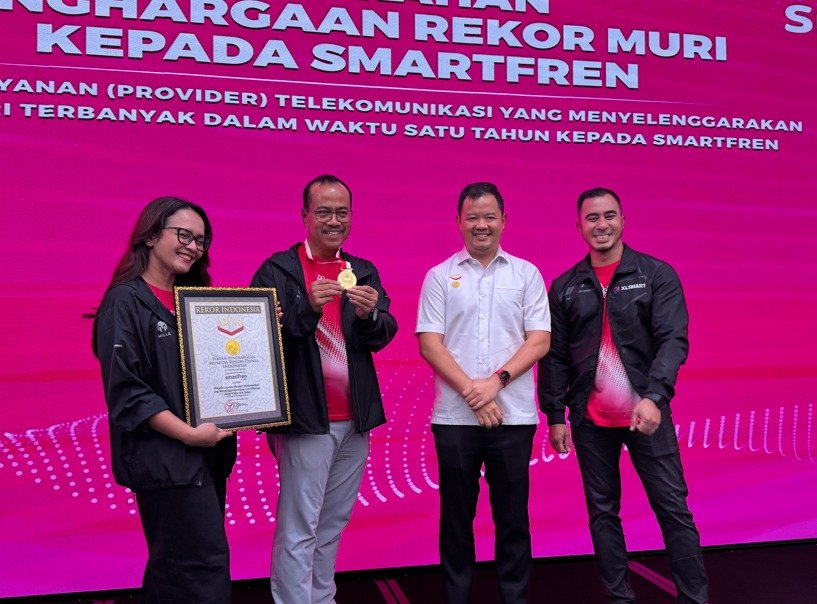 SMARTFREN Catat Rekor Nasional Sebagai Penyedia Layanan Telekomunikasi Penyelenggara Ajang Lari Terbanyak Dalam Satu Tahun