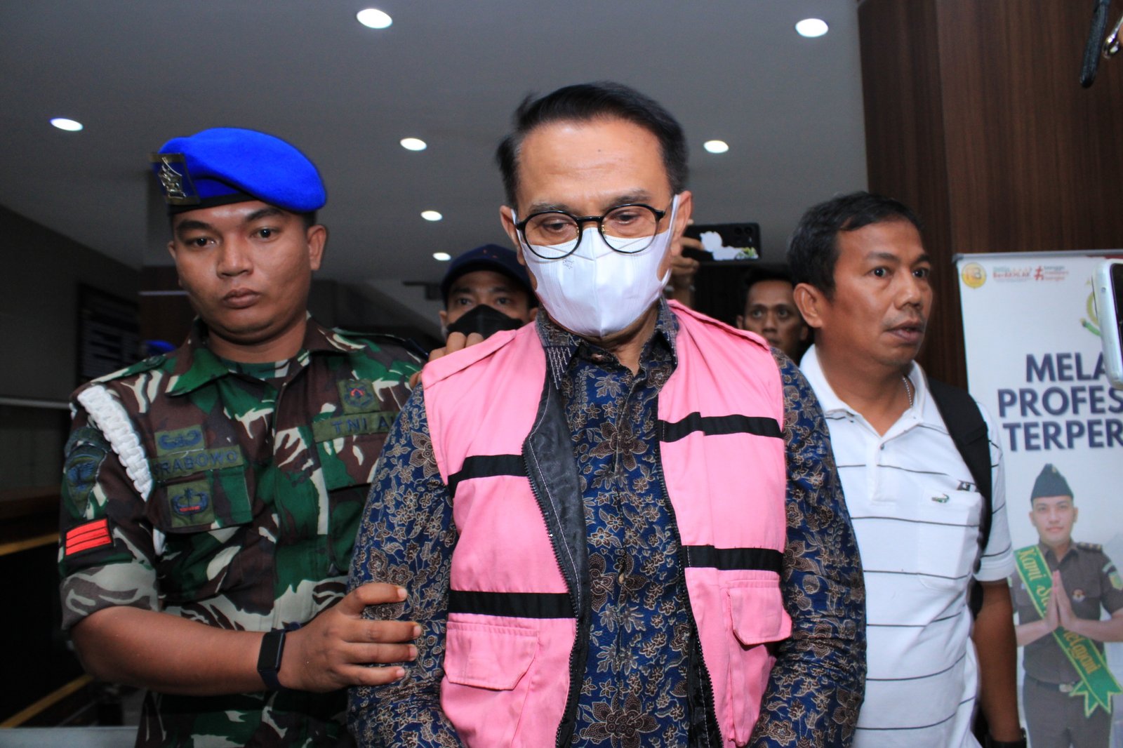 Kejati Sumut Tahan Mantan Dirut PTPN II IP Terkait Dugaan Korupsi Penjualan Aset HGU
