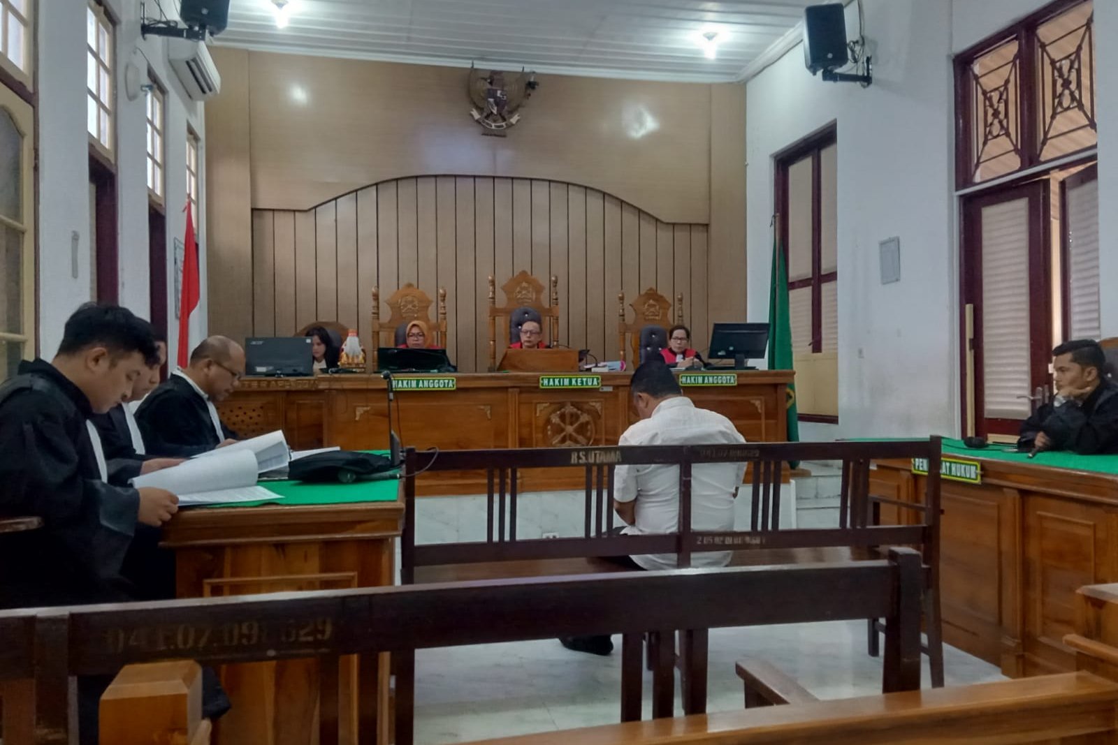 Eks Kadishub Pematangsiantar Dituntut 4,5 Tahun Penjara karena Pungli Parkir RSVI