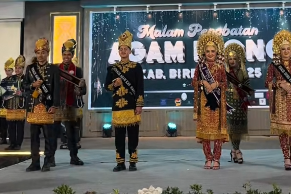 Disbudpar Aceh Bersama Agam Inong Aceh Galang Donasi untuk Korban Bencana dalam Malam Amal yang Mengharukan