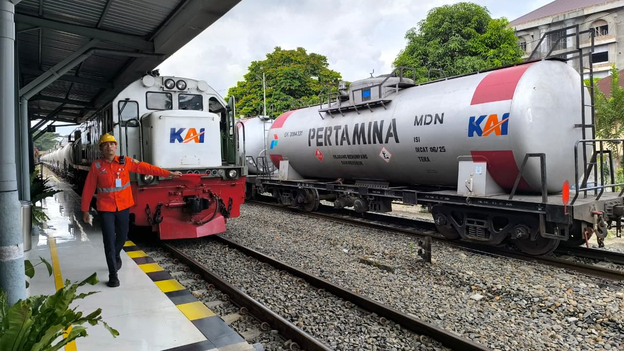 KAI Genjot Angkutan BBM di Sumut, Distribusi Energi Naik 43% Jelang Libur Tahun Baru