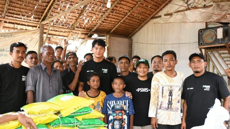 PSMS Medan Salurkan Bantuan untuk Korban Banjir di Langkat, Manajemen Turun Langsung ke Lokasi