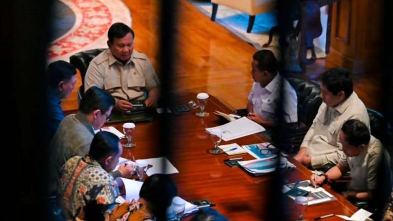 Prabowo Perintahkan Percepatan Huntara dan Huntap untuk Korban Banjir Sumatera
