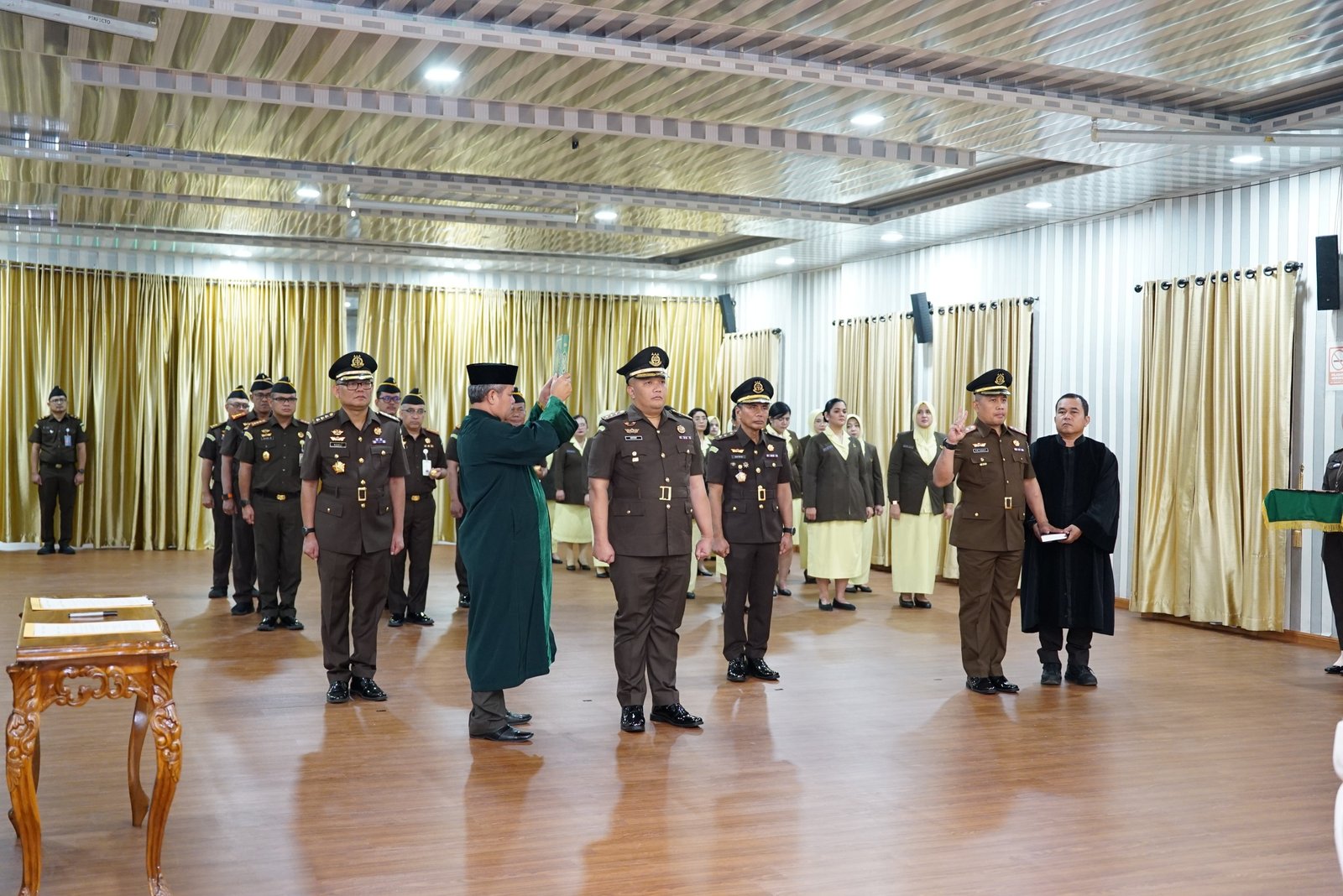 Kejati Sumut Lantik Asintel dan Kajari Tebing Tinggi, Tekankan Penegakan Hukum Modern dan Humanis