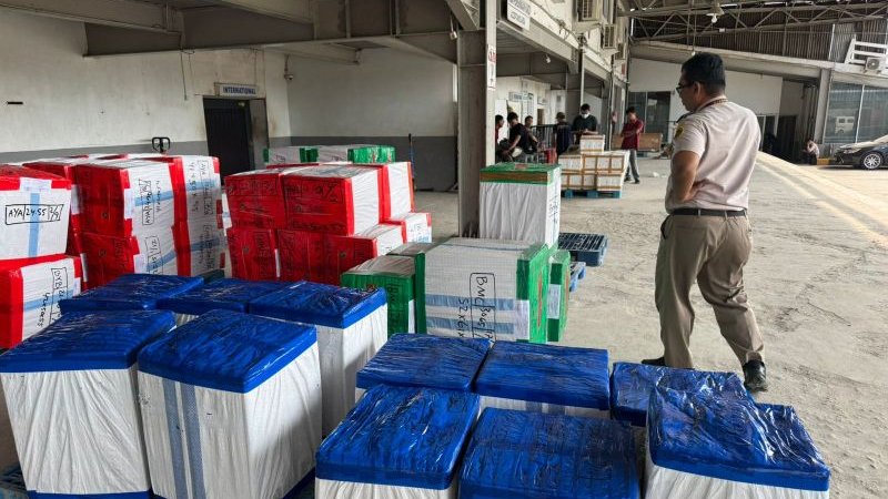 Karantina Sumut Gagalkan Pengiriman Ratusan Kilogram Sarang Burung Walet ke Vietnam