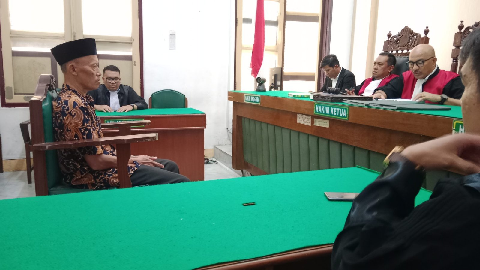 Eks Kepala SMKN 1 Pancur Batu Divonis 17 Bulan Penjara Kasus Korupsi Dana BOS Rp576 Juta di Tipikor Medan