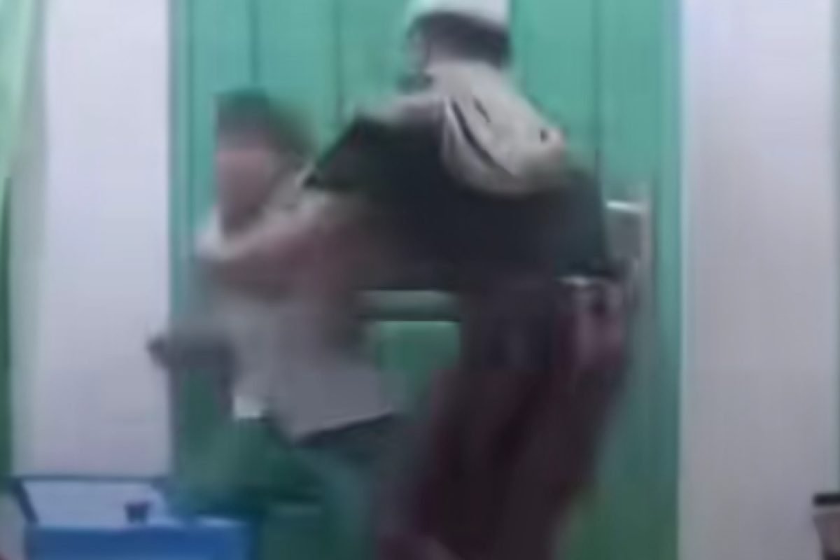 Usai Mobil Kyai Tergores, Seorang Bocah 9 Tahun Dibanting Guru Ngaji di Probolinggo