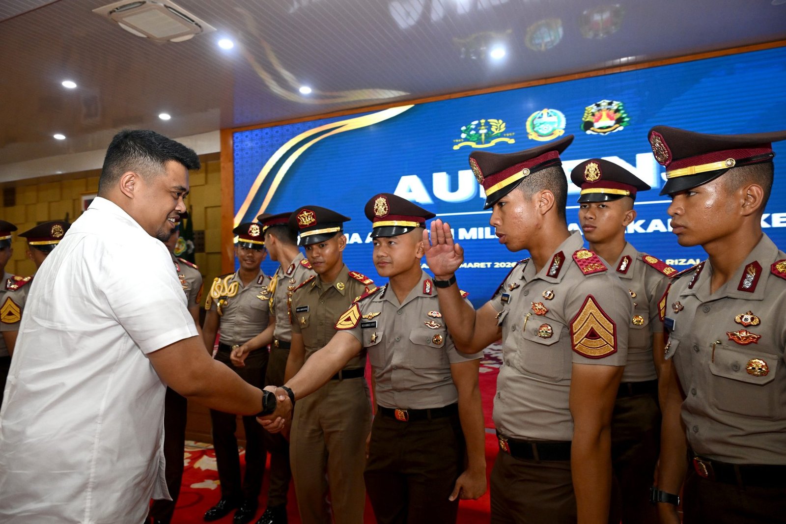 Gubernur Sumut Tekankan Kekompakan kepada Taruna Akpol dan Akmil