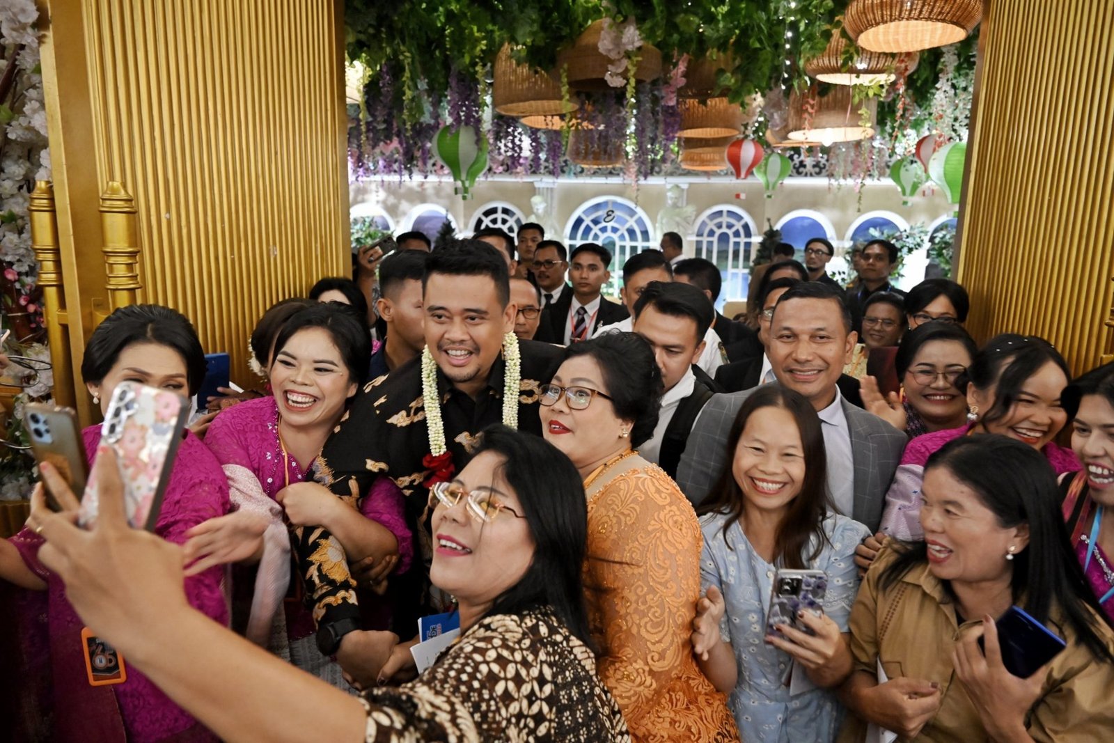 Gubernur Sumut Hadiri Pembukaan Sinode ke-65 HKI di Medan
