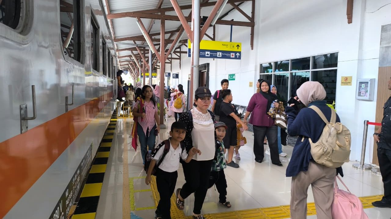 Ketepatan Waktu Hampir Sempurna, KAI Sumut Layani 105 Ribu Penumpang Saat Lebaran 2026