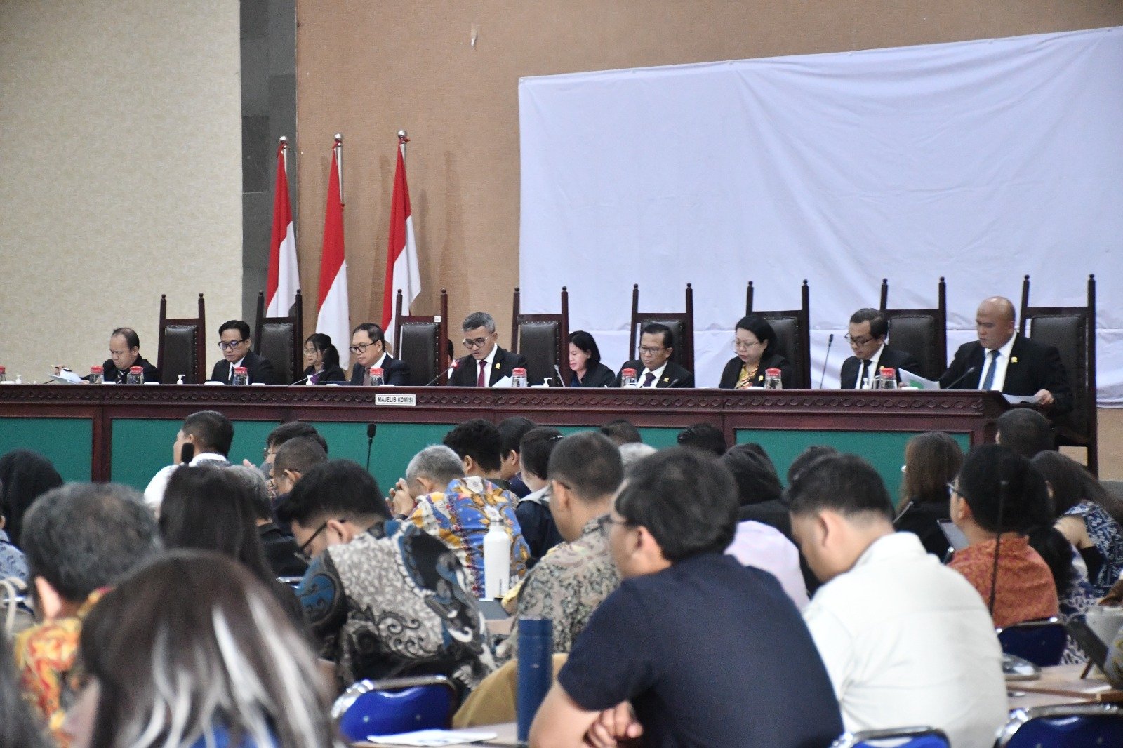 KPPU Putus 97 Pinjol Bersalah, Denda Capai Rp755 Miliar