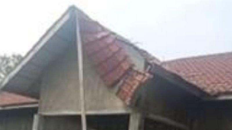 Cuaca Ekstrem Terjang Binjai, 13 Rumah Rusak Akibat Angin Kencang dan Hujan Deras