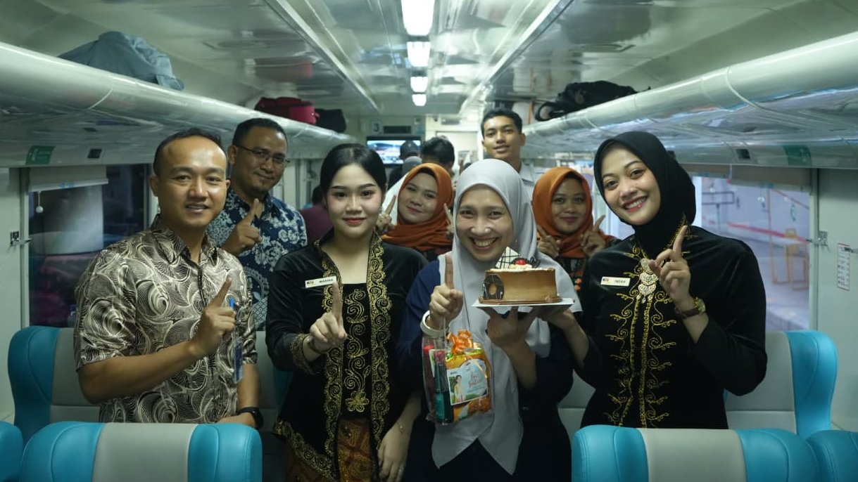 KAI Sumut Rayakan Hari Kartini: Layanan Inklusif hingga Fitur Khusus Perempuan Dorong Lonjakan Penumpang
