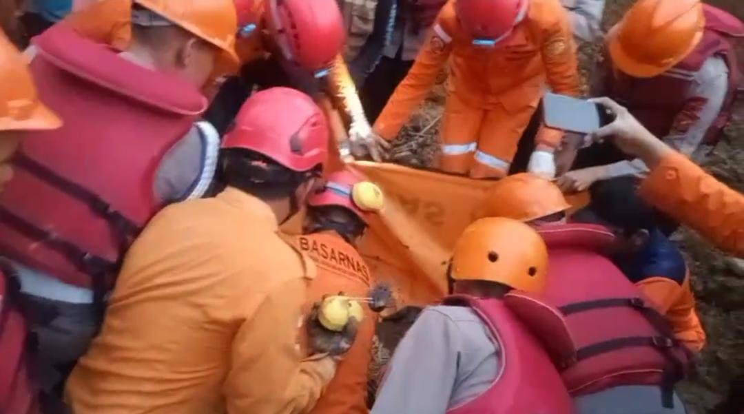 Longsor Terjang Deli Serdang, 5 Orang Meninggal, 6 Rumah Porak Poranda