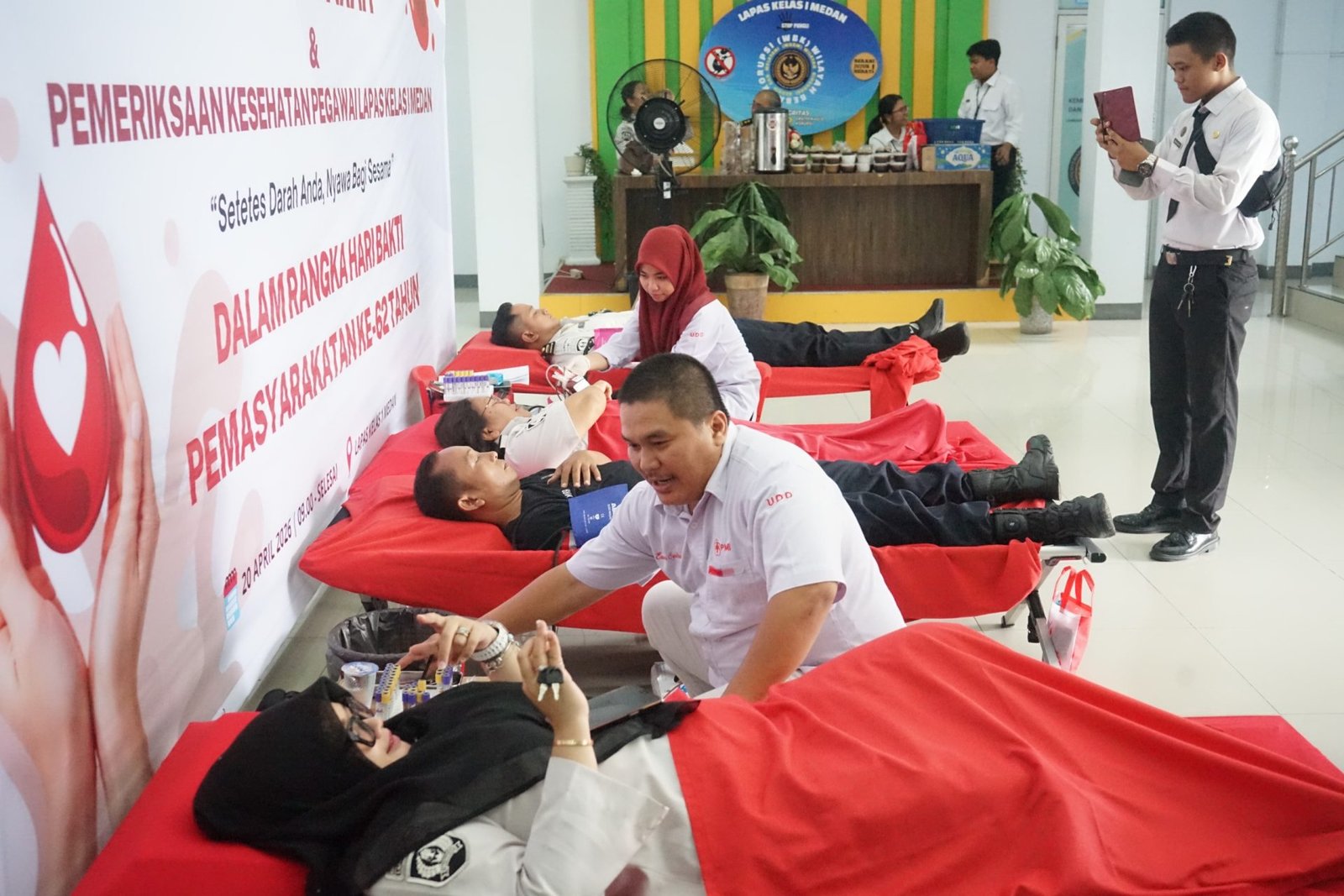 Semarakkan HBP ke-62, Pegawai Lapas Kelas I Medan Gelar Donor Darah