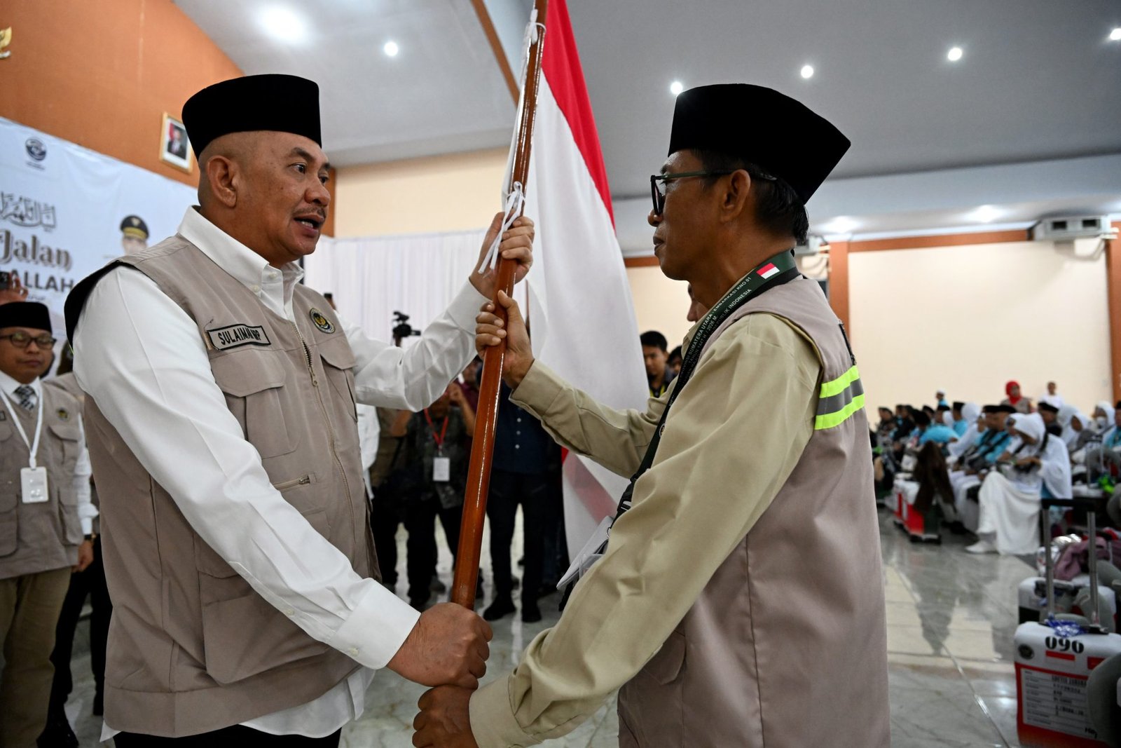 Kloter 1 Jemaah Haji Sumut Berangkat, Diimbau Jadi Cerminan Terbaik Daerah di Tanah Suci